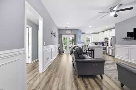 Entry Way - 1020 Scott Rd, Anderson, SC 29621 photo 2 of 6