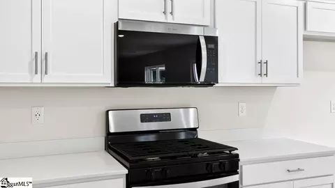 Kitchen - 3145 Emberly Dr, Roebuck, SC 29376 photo 4 of 4