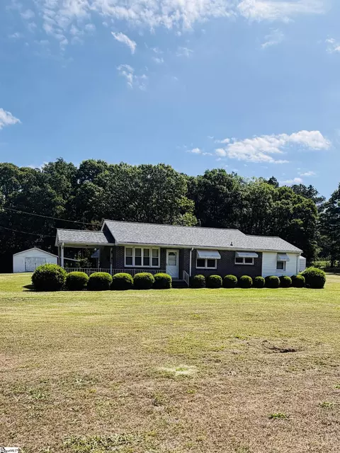 7593 Greenpond Rd, Gray Court, SC 29645