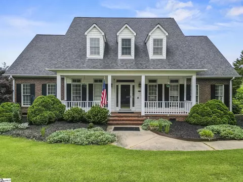 313 N Oakley Ln, Spartanburg, SC 29301