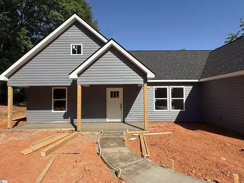 110 Friendly St, Fountain Inn, SC 29644