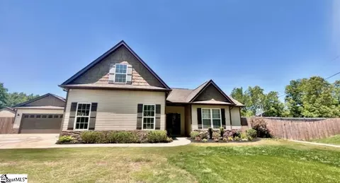 382 W Darby Rd, Greenville, SC 29609
