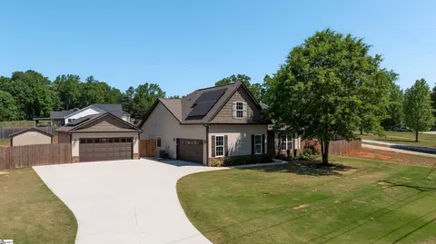 382 W Darby Rd, Greenville, SC 29609