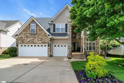 25 Ashby Grove Dr, Simpsonville, SC 29681