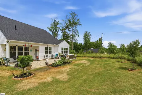 Exterior - 676 Clairbrook Ct, Greer, SC 29651 photo 4 of 4