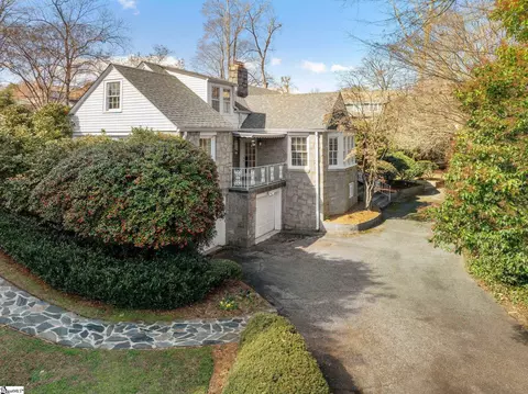 47 Douglas Dr, Greenville, SC 29605