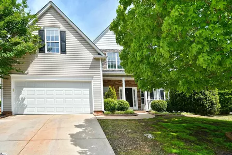307 Grimes Dr, Simpsonville, SC 29681