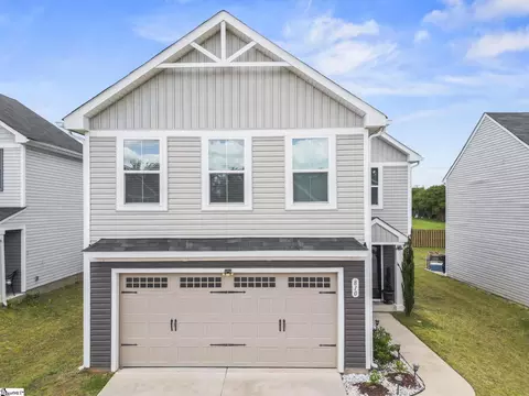 810 Purcell Dr, Woodruff, SC 29388