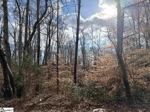 128 Willow Pond Ln, Piedmont, SC 29675