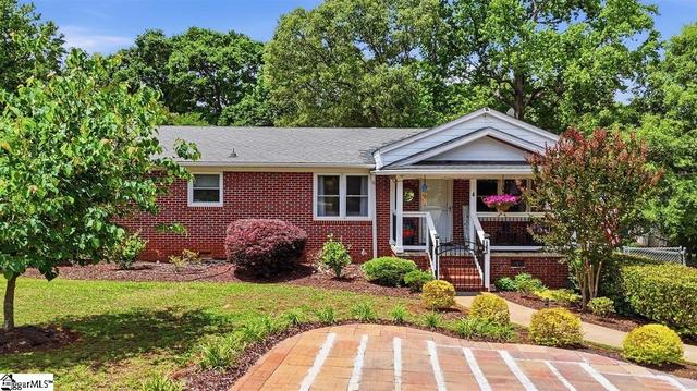4 Rhonda Ct, Greenville, SC 29617