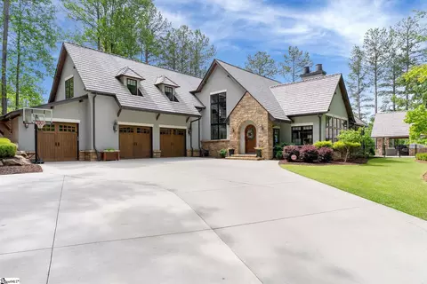 119 Drewberry Ln, Sunset, SC 29685