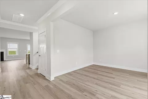 423 Ragland Ave, Greer, SC 29651 photo 5