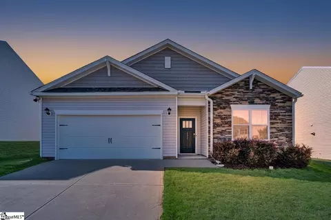 120 Lily Pond Pl, Easley, SC 29642