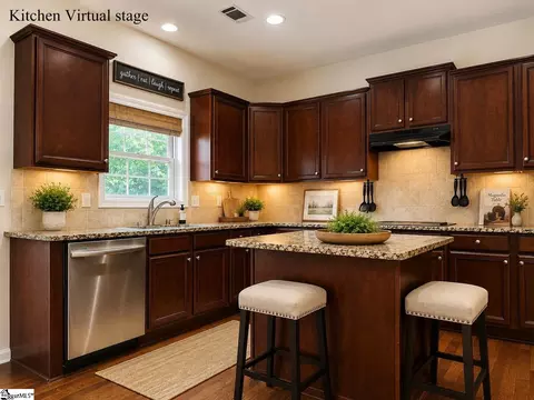 Kitchen - 6 Boxleaf Ct, Greer, SC 29650 photo 3 of 4