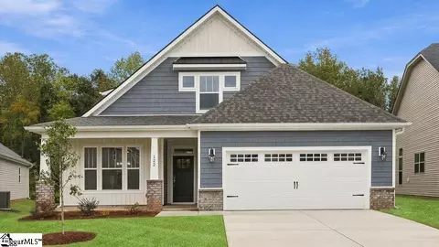 122 Beechcroft Pl, Fountain Inn, SC 29644