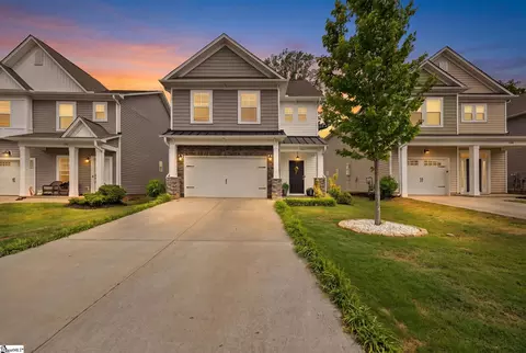 122 Highland Park Ct, Easley, SC 29642