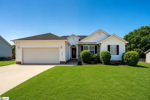 163 Summer Lady Ln, Boiling Springs, SC 29316