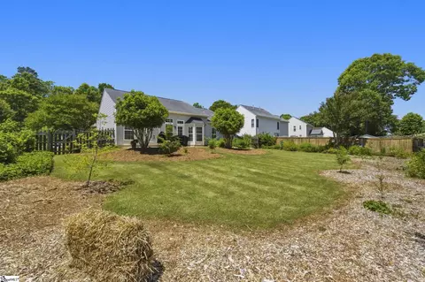 Exterior - 11 Renforth Rd, Simpsonville, SC 29681 photo 7 of 10