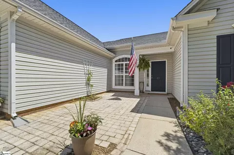 Exterior - 11 Renforth Rd, Simpsonville, SC 29681 photo 3 of 10
