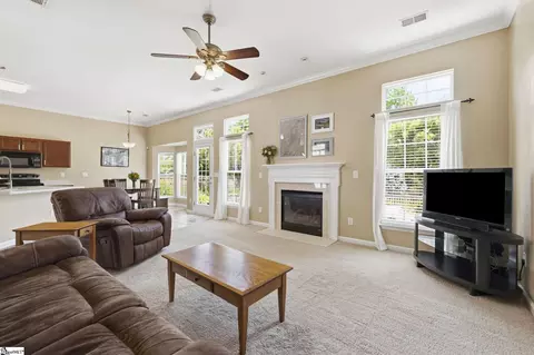 Living - 11 Renforth Rd, Simpsonville, SC 29681 photo 4 of 4