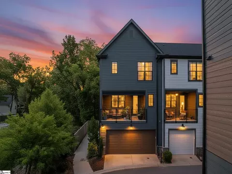 10 Hub St, Greenville, SC 29601