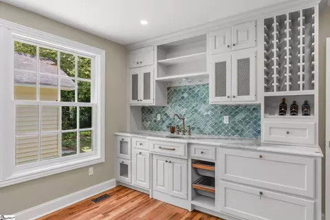 Kitchen - 206 S Adair St, Clinton, SC 29325 photo 9 of 9