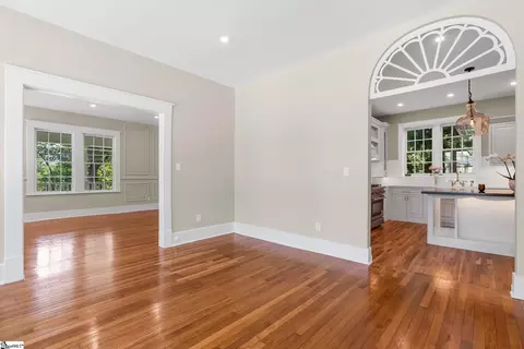 Living - 206 S Adair St, Clinton, SC 29325 photo 6 of 6