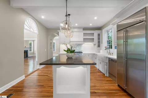 Kitchen - 206 S Adair St, Clinton, SC 29325 photo 7 of 9