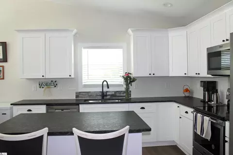 3 C St, Williamston, SC 29697 photo 6