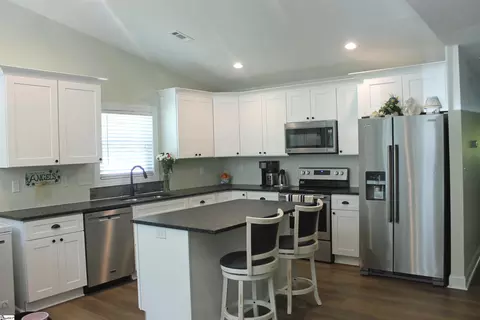 3 C St, Williamston, SC 29697 photo 3