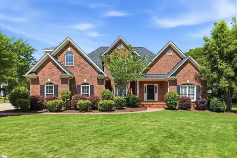 6 Chilton Pl, Greer, SC 29650