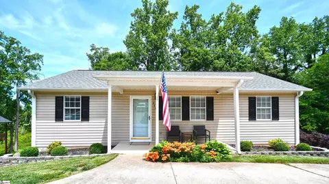 344 Endless Dr, Greer, SC 29651