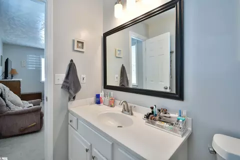 Bath - 344 Endless Dr, Greer, SC 29651 photo 2 of 4
