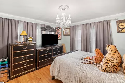 Bedroom - 103 Forest Dr, Easley, SC 29642 photo 4 of 11