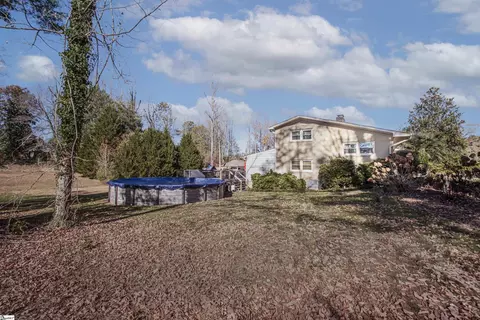 Exterior - 103 Forest Dr, Easley, SC 29642 photo 4 of 8