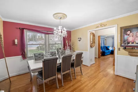 Dining - 103 Forest Dr, Easley, SC 29642 photo 2 of 2