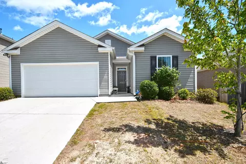 421 Bucky Dr, Woodruff, SC 29388