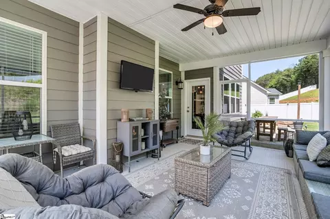 Exterior - 153 Juniper Hill Dr, Easley, SC 29642 photo 4 of 9