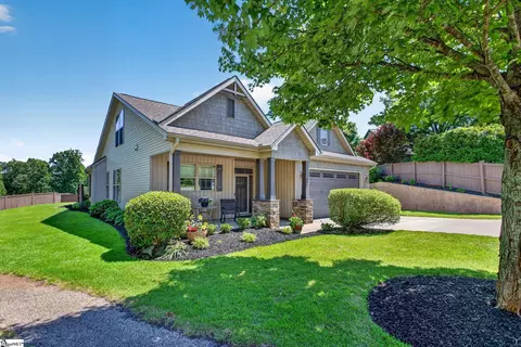 204 Braley Ct, Greenville, SC 29615