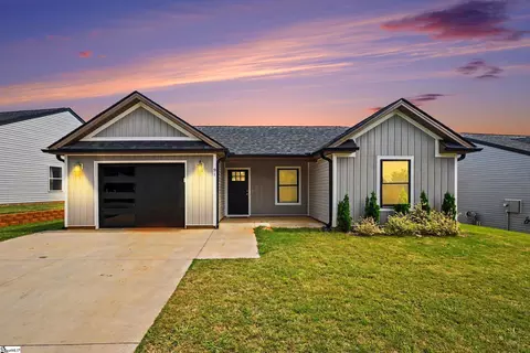 91 Sunrise Rd, Spartanburg, SC 29302