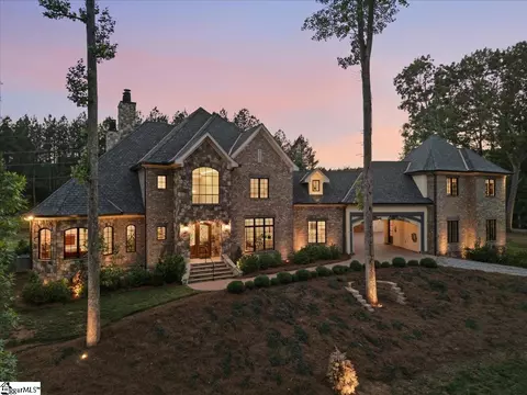 802 Kist Rd, Greer, SC 29651