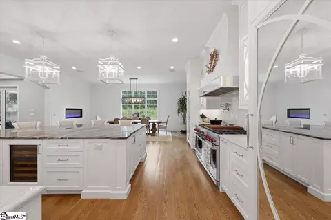 Kitchen - 802 Kist Rd, Greer, SC 29651 photo 3 of 6