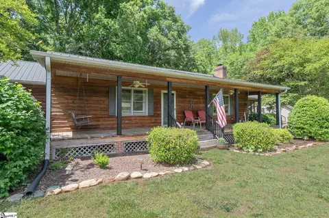 Exterior - 606 Mountain View Rd, Williamston, SC 29697 photo 2 of 15