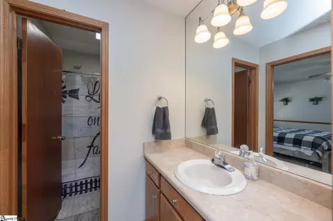 Bath - 606 Mountain View Rd, Williamston, SC 29697 photo 1 of 3
