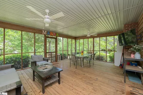 Exterior - 606 Mountain View Rd, Williamston, SC 29697 photo 3 of 15