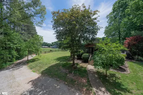 Exterior - 606 Mountain View Rd, Williamston, SC 29697 photo 9 of 15