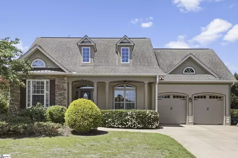 2 Wadsworth Ct, Greer, SC 29651