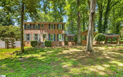263 Fairlane Dr, Spartanburg, SC 29307