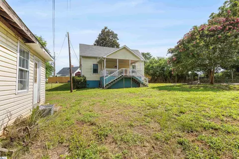 Exterior - 31 Mccaughrin St, Pelzer, SC 29669 photo 3 of 3