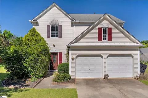 11 Eagleston Ln, Simpsonville, SC 29680